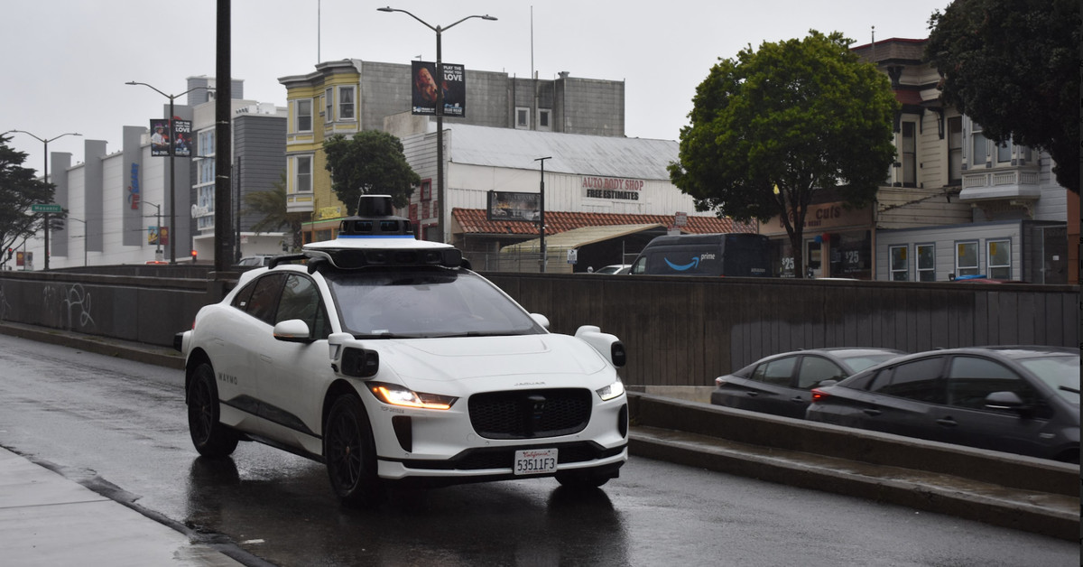 Waymo’s robotaxis are basically mobile weather stations now