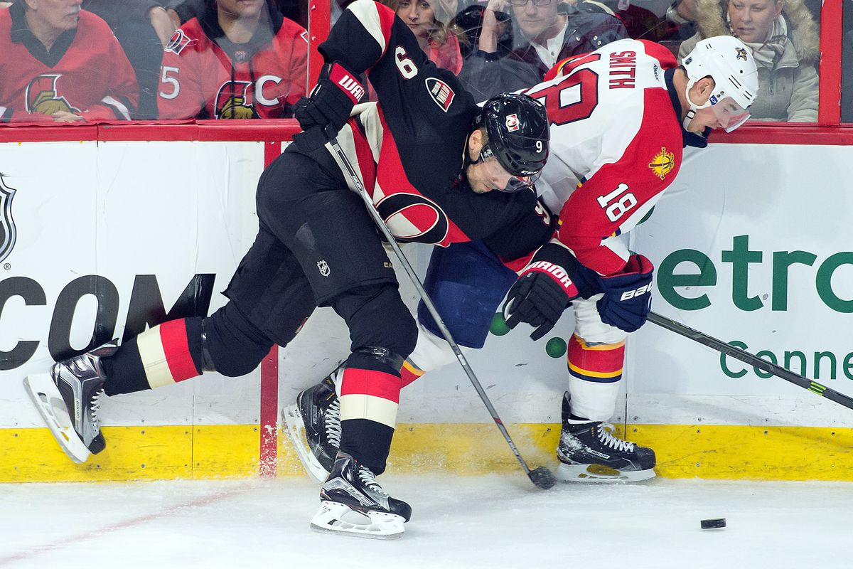 Just can't get enough of these Sens uniforms.