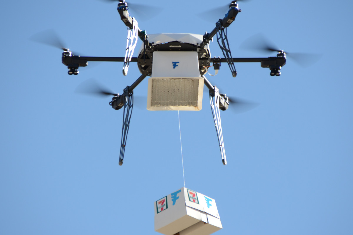 Drone delivering a 7-Eleven package