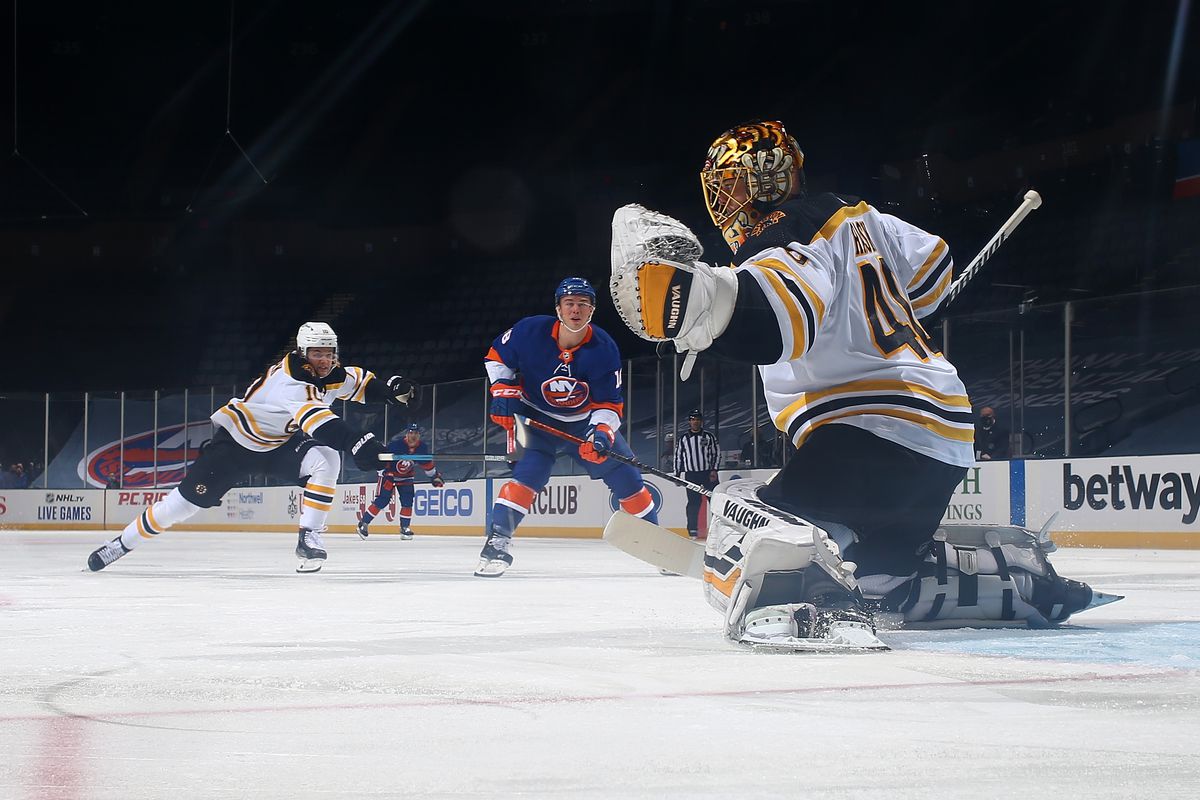 Boston Bruins v New York Islanders