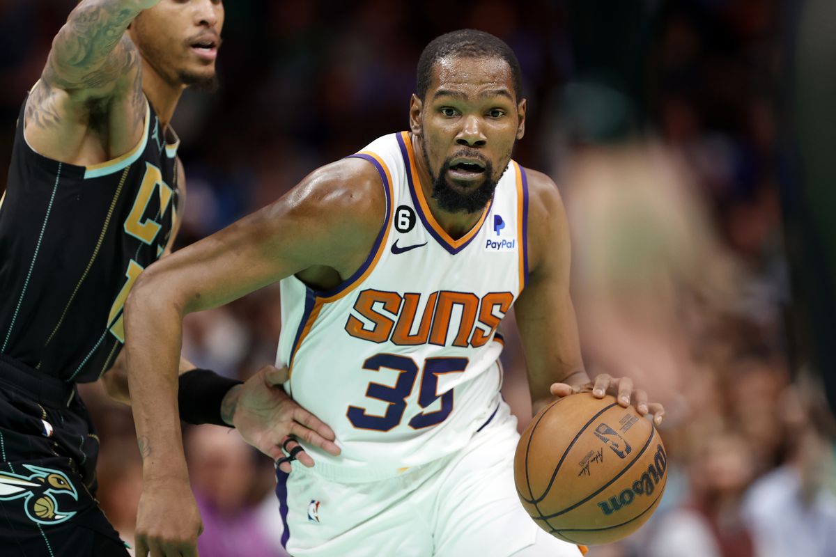 NBA: Phoenix Suns at Charlotte Hornets
