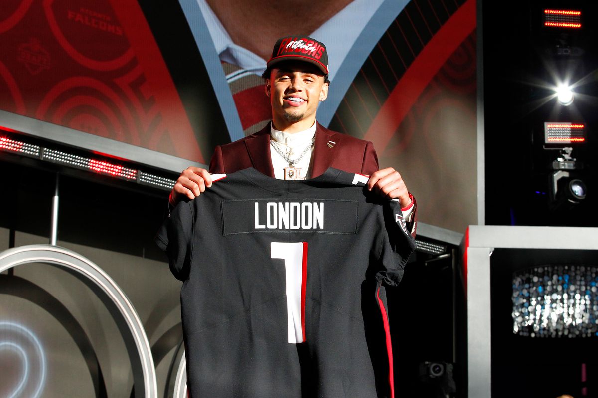 Drake London, USC is selected as the number eight pick by the Atlanta Falcons during the NFL Draft on April 28, 2022 in Las Vegas, Nevada.