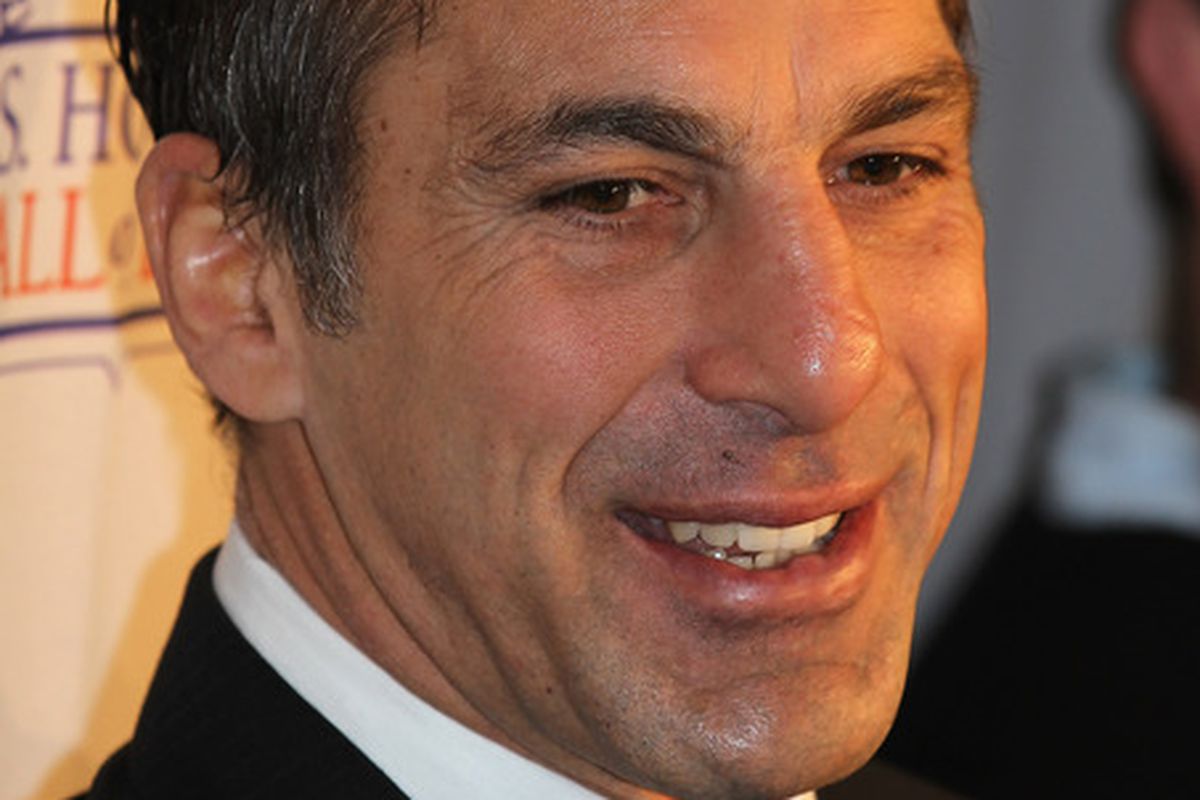 "As far as I'm concerned, it's a non-issue. I don't care if a guy comes out and says he's not gay or he comes and says he's gay. Who cares?" - Chris Chelios