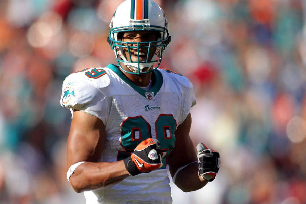 Former Miami Dolphins great Jason Taylor is being sued for $1 million by his former investment broker.  Taylor sued the man last year.