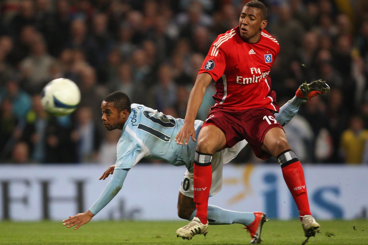 Jerome Boateng in action for Hamburg against Manchester City in the 2008/09 UEFA Cup. (Picture from getty images)