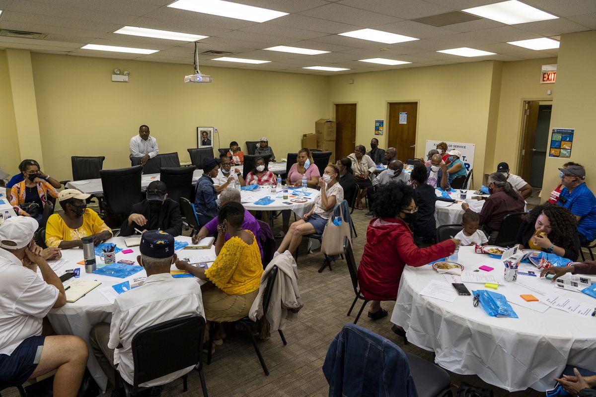Ald. Roderick Sawyer (6th) discussed drones to fight crime with about 50 constituents gathered in his South Side office Monday night to consider public safety ideas.