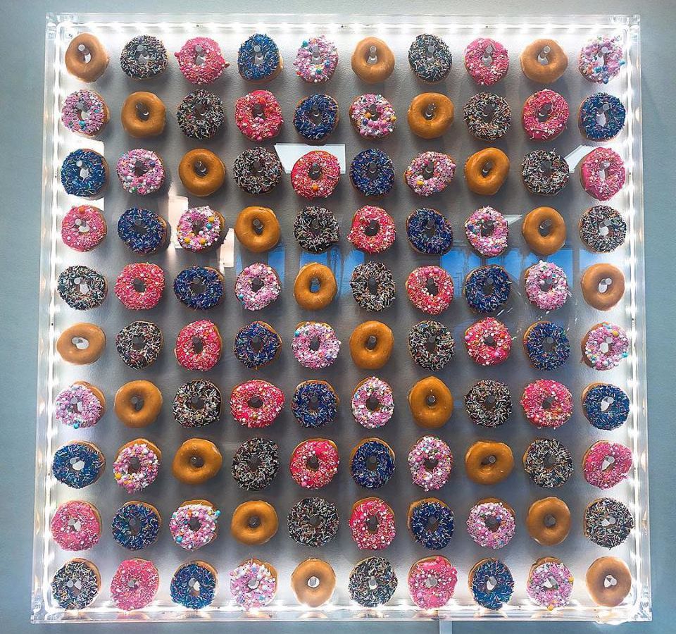 Carl’s Donuts