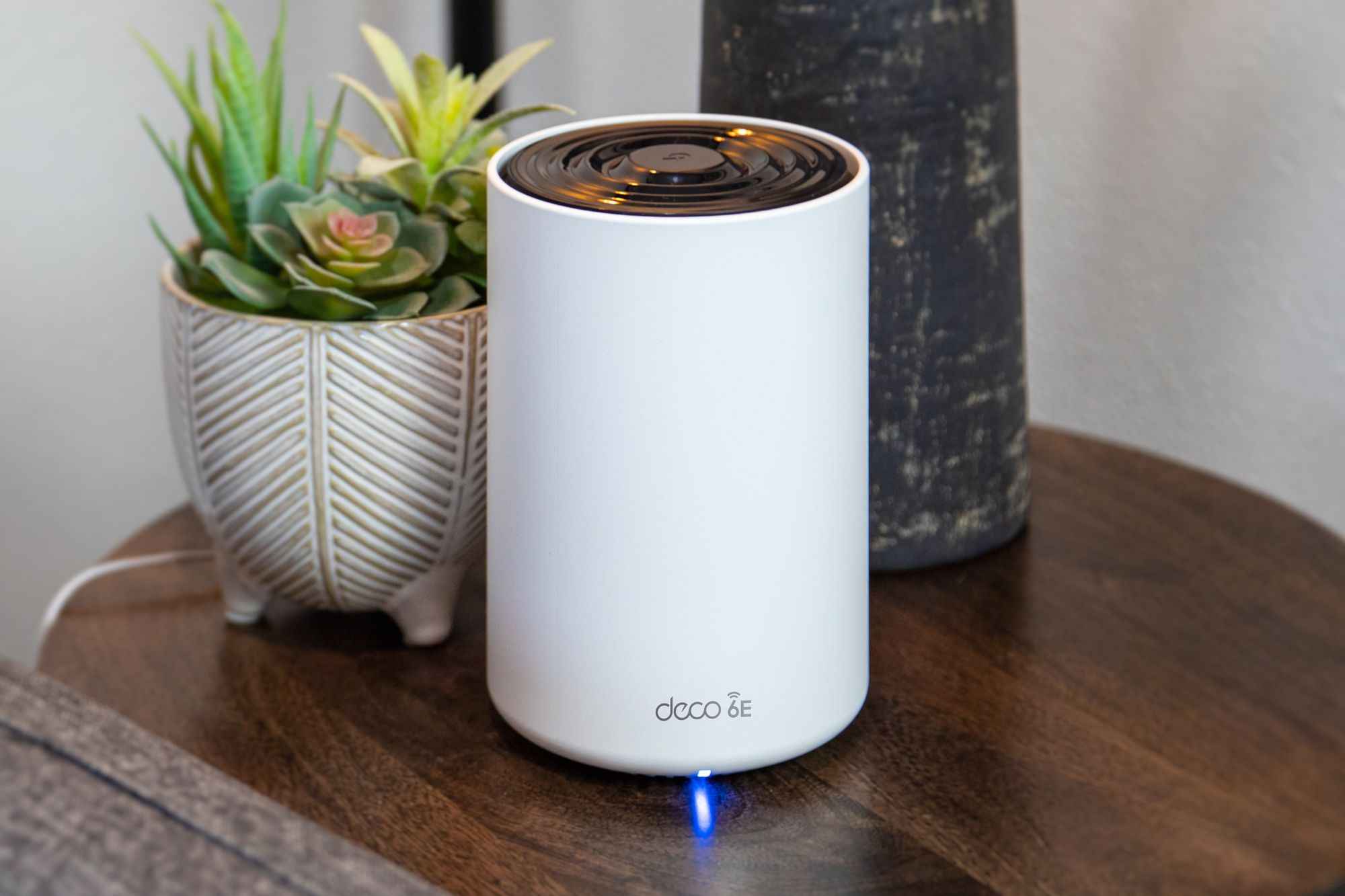 TP-Link's Deco XE75 looks like an air purifier and packs Wi-Fi 6E for around $300 - The Verge