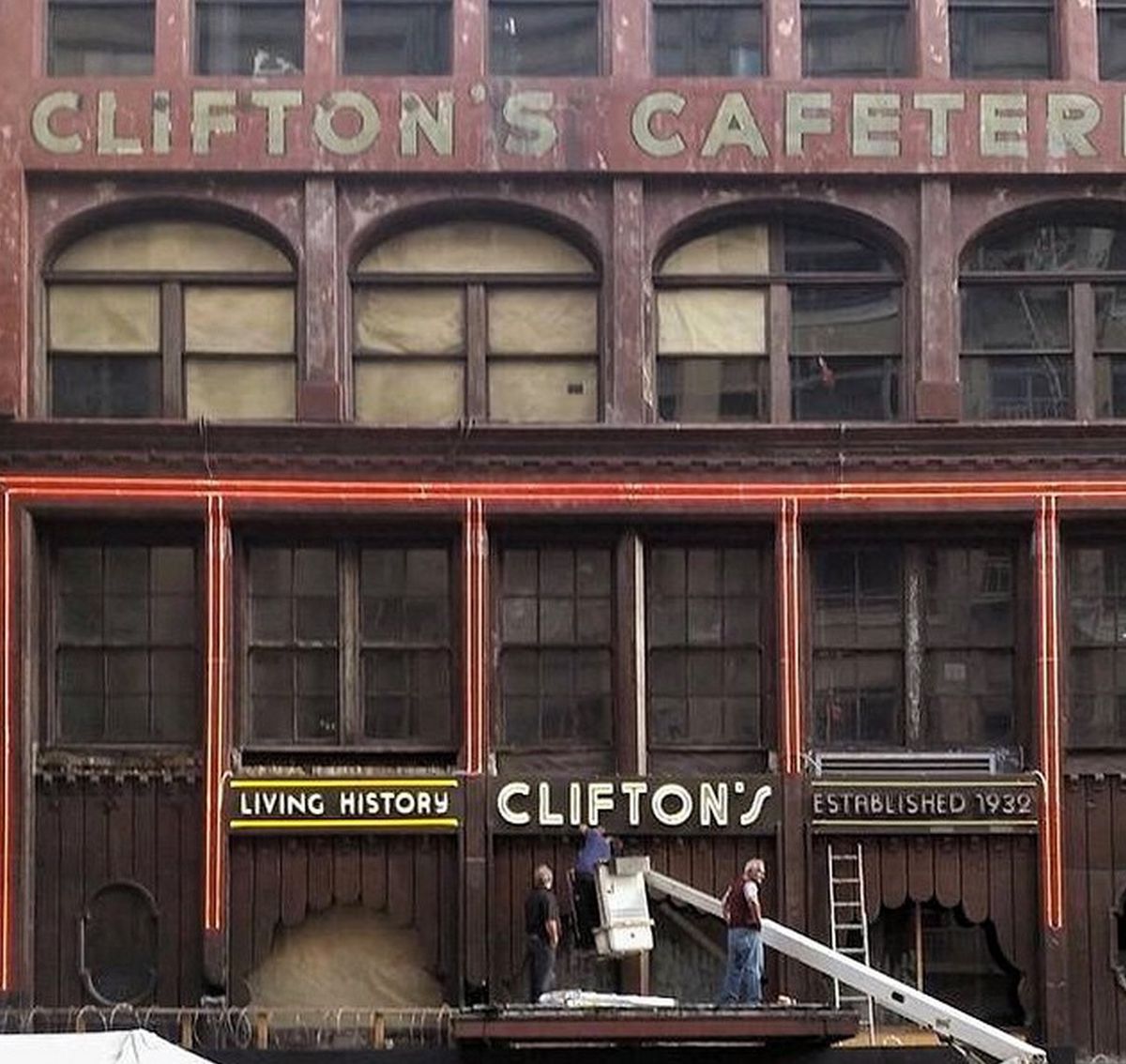 Clifton's