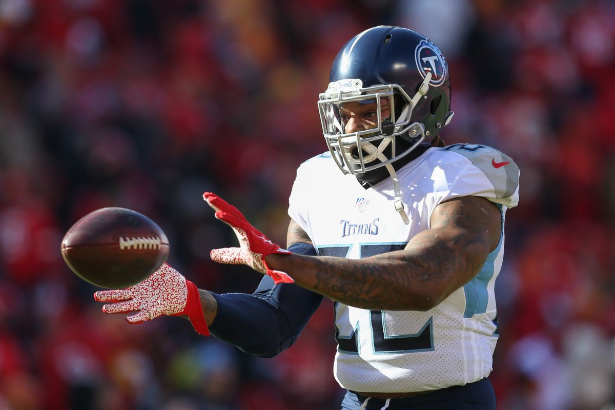 Tennessee Titans running back Derrick Henry (22) catches a pass before the AFC Championship game between the Tennessee Titans and Kansas City Chiefs on January 19, 2020 at Arrowhead Stadium in Kansas City, MO.