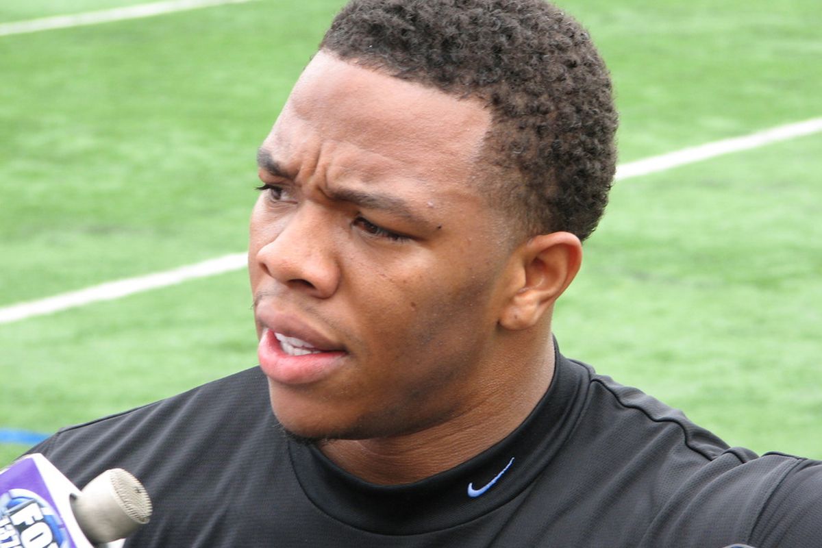 Ravens RB Ray Rice talks to media after practice