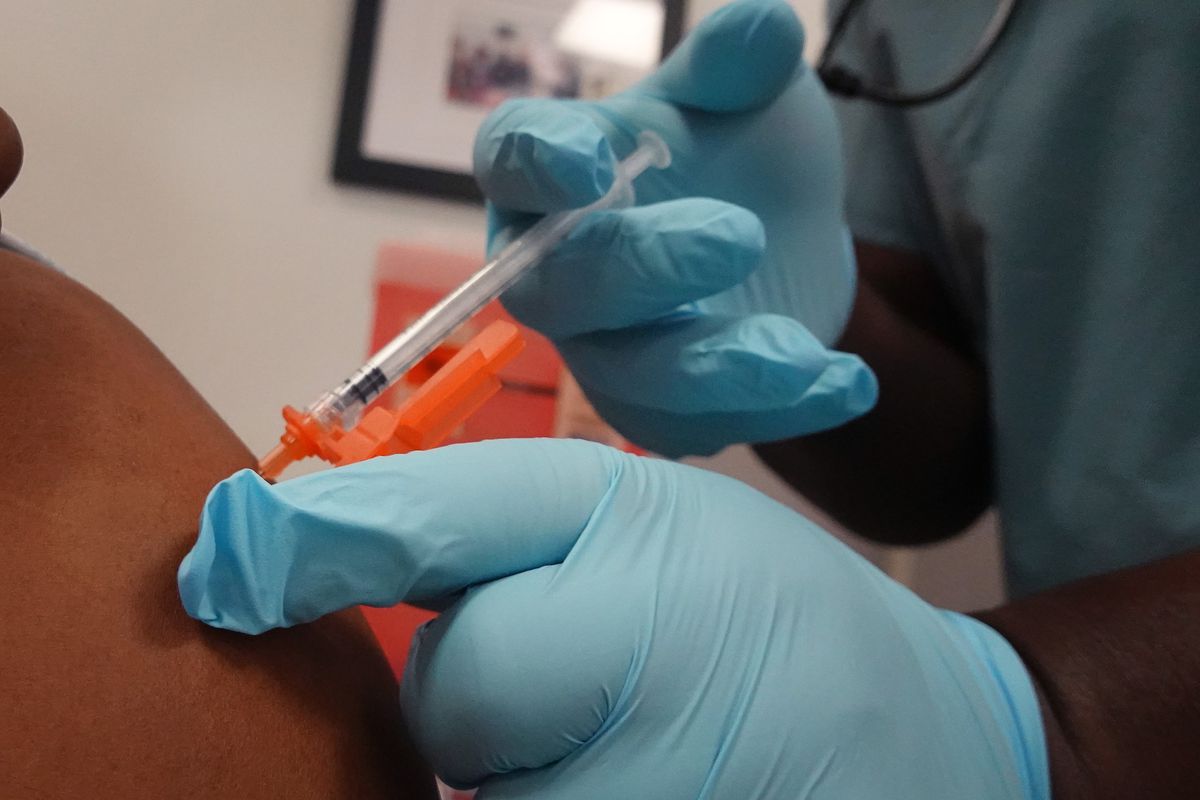 Chicago’s Roseland Community Hospital Administers Covid Vaccinations To Hospital Staff