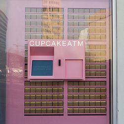 24-hour Cupcake ATM.