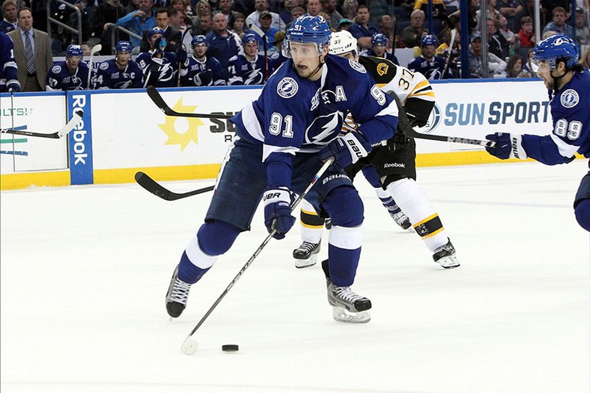 Tampa Bay Lightning forward Steven Stamkos moves the puck in the Boston zone.