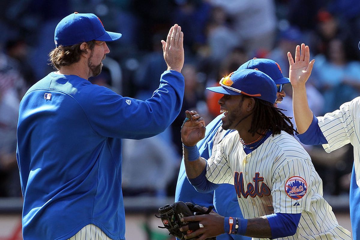 R.A. Dickey and Jose Reyes will re-unite in Toronto.