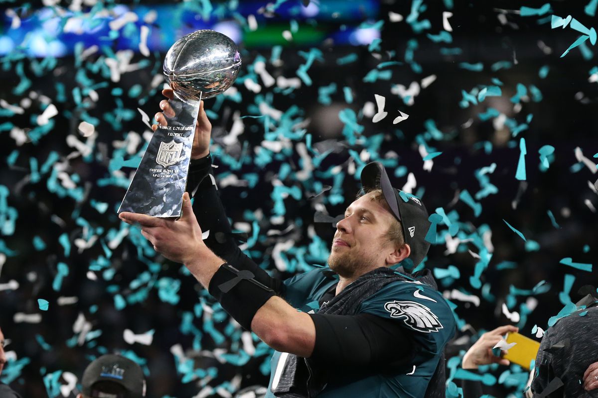 Eagles Super Bowl champion cups were given out at Dunkin Donuts in Patriots  fan territory - Bleeding Green Nation