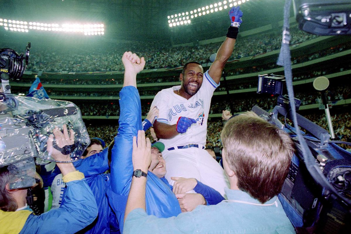1993 World Series - Game Six: Philadelphia Phillies v Toronto Blue Jays