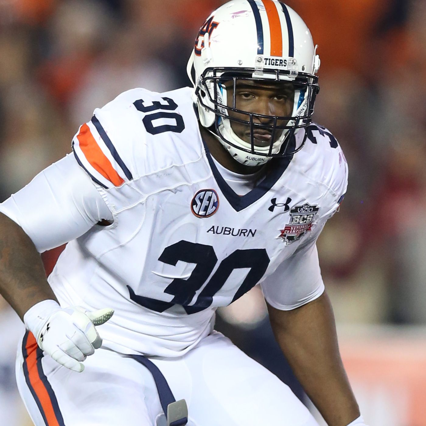 10 Things To Know About Auburn Lb Dee Ford Kansas City Chiefs First Round Pick Arrowhead Pride