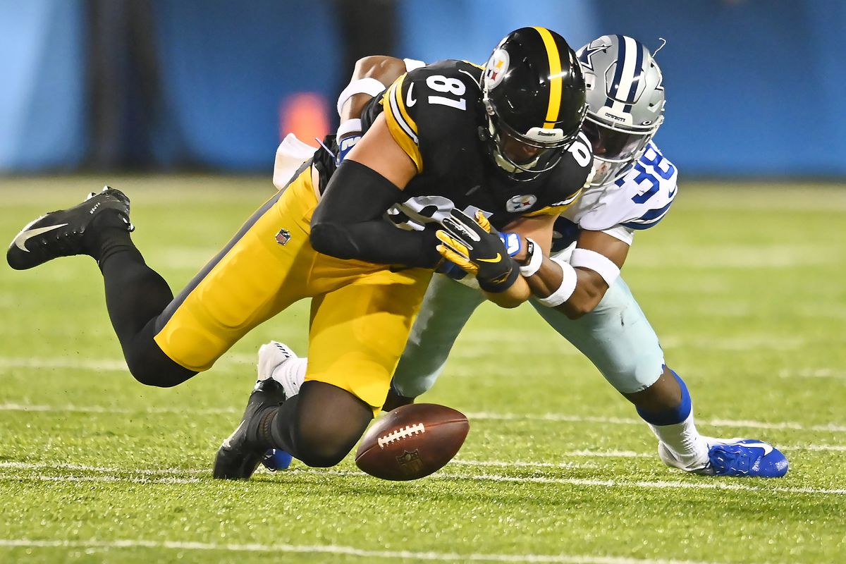 NFL: Pro Football Hall of Fame Game-Dallas Cowboys at Pittsburgh Steelers