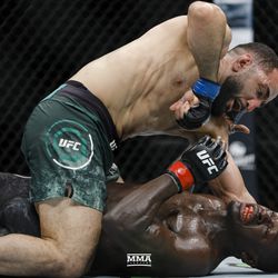 Belal Muhammad battles Curtis Millender at UFC 236.