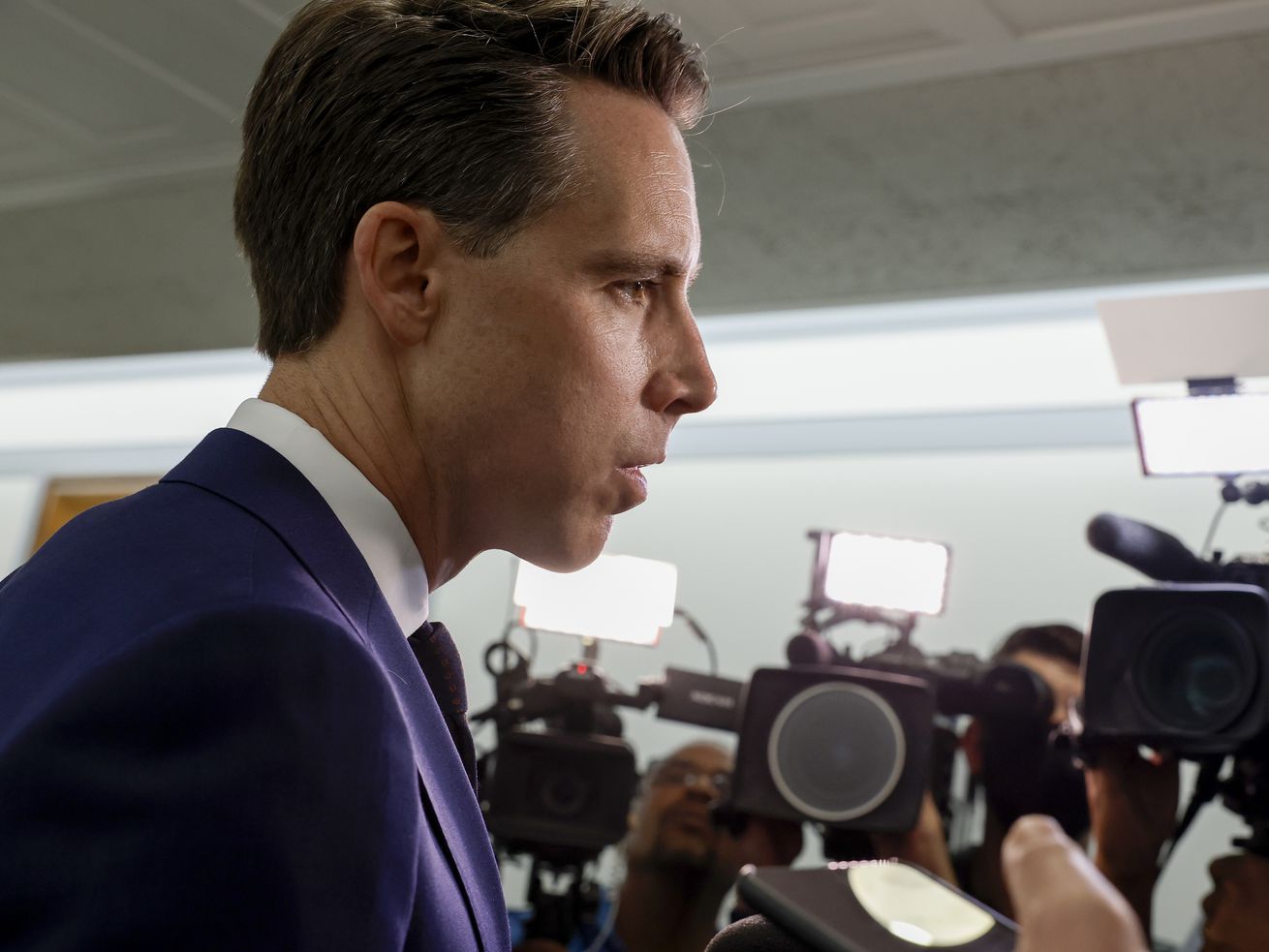 Josh Hawley’s viral transphobic comments, briefly explained