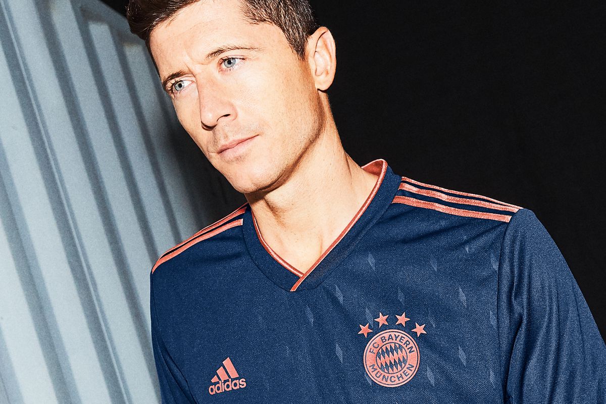 Robert Lewandowski wears Bayern Munich's new 2019-2020 Champions League third kit.