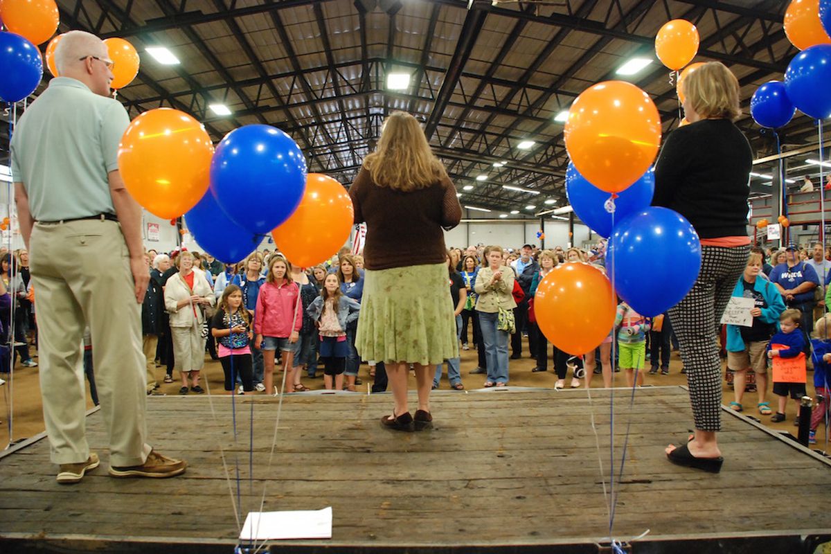 Organizers of an effort to recall three members of the Jefferson County school board addressed about 2,000 residents at a kick off event July 8.
