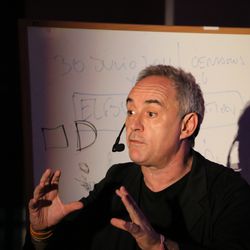 Ferran Adrià talking to the crowd