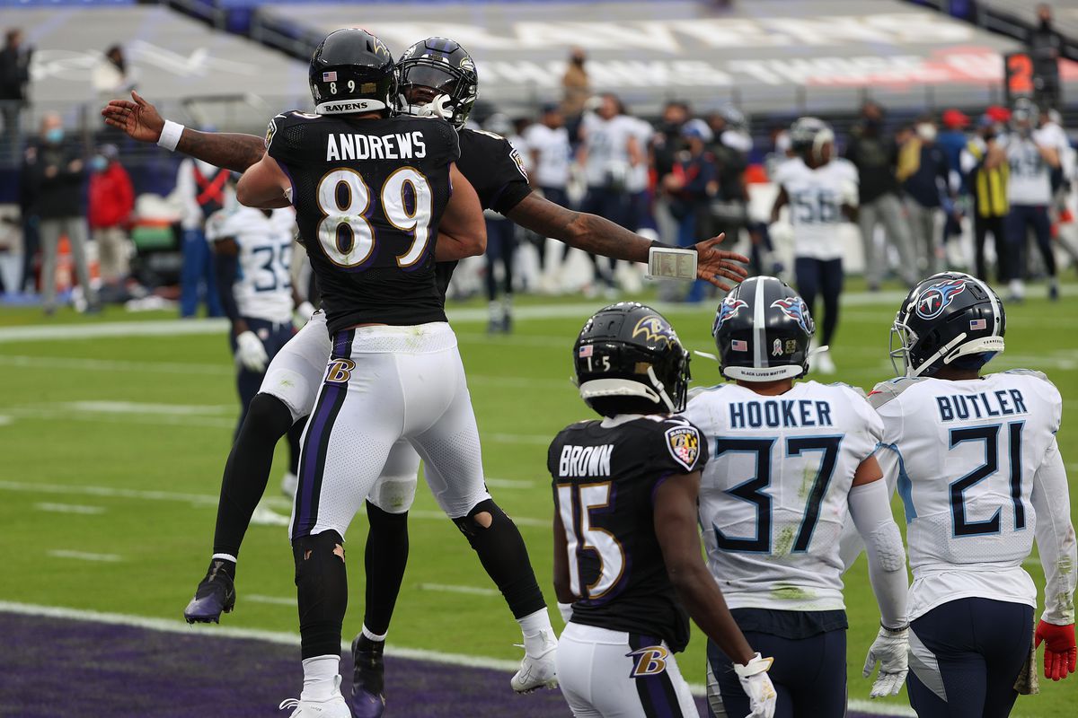 Mark Andrews #89 of the Baltimore Ravens celebrates after catching a touchdown against the during the game at M&amp;T Bank Stadium on November 22, 2020 in Baltimore, Maryland.