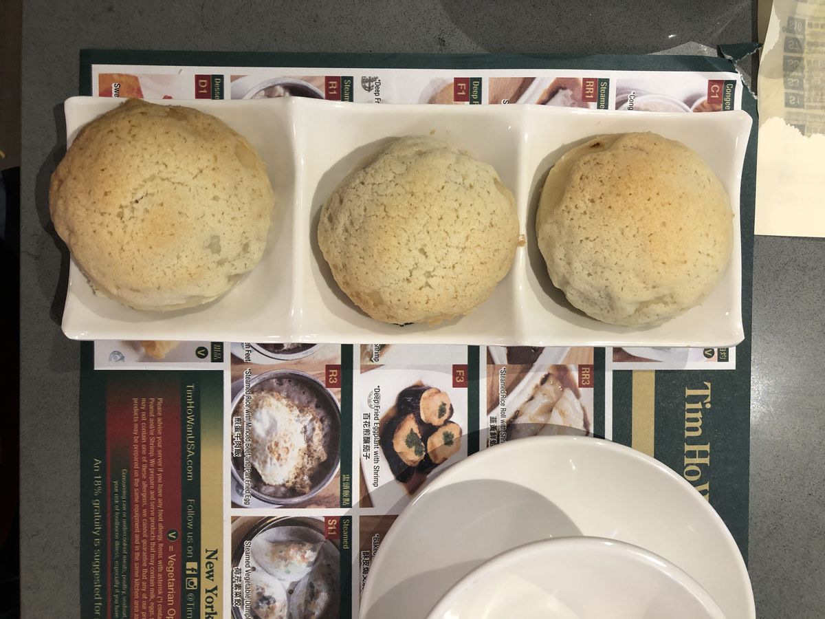 <span data-author="-1">Buns seen from above. </span>