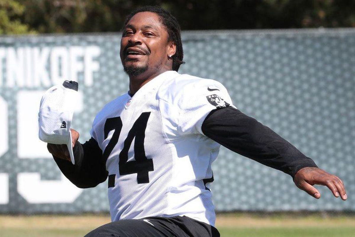 Marshawn Lynch emerges in Raiders gear for the first time - Field Gulls