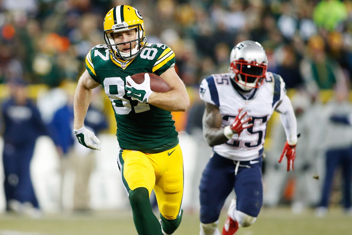 With an ADP of 17 overall, Packers WR Jordy Nelson comes with more risk than usual in 2016 fantasy football drafts.