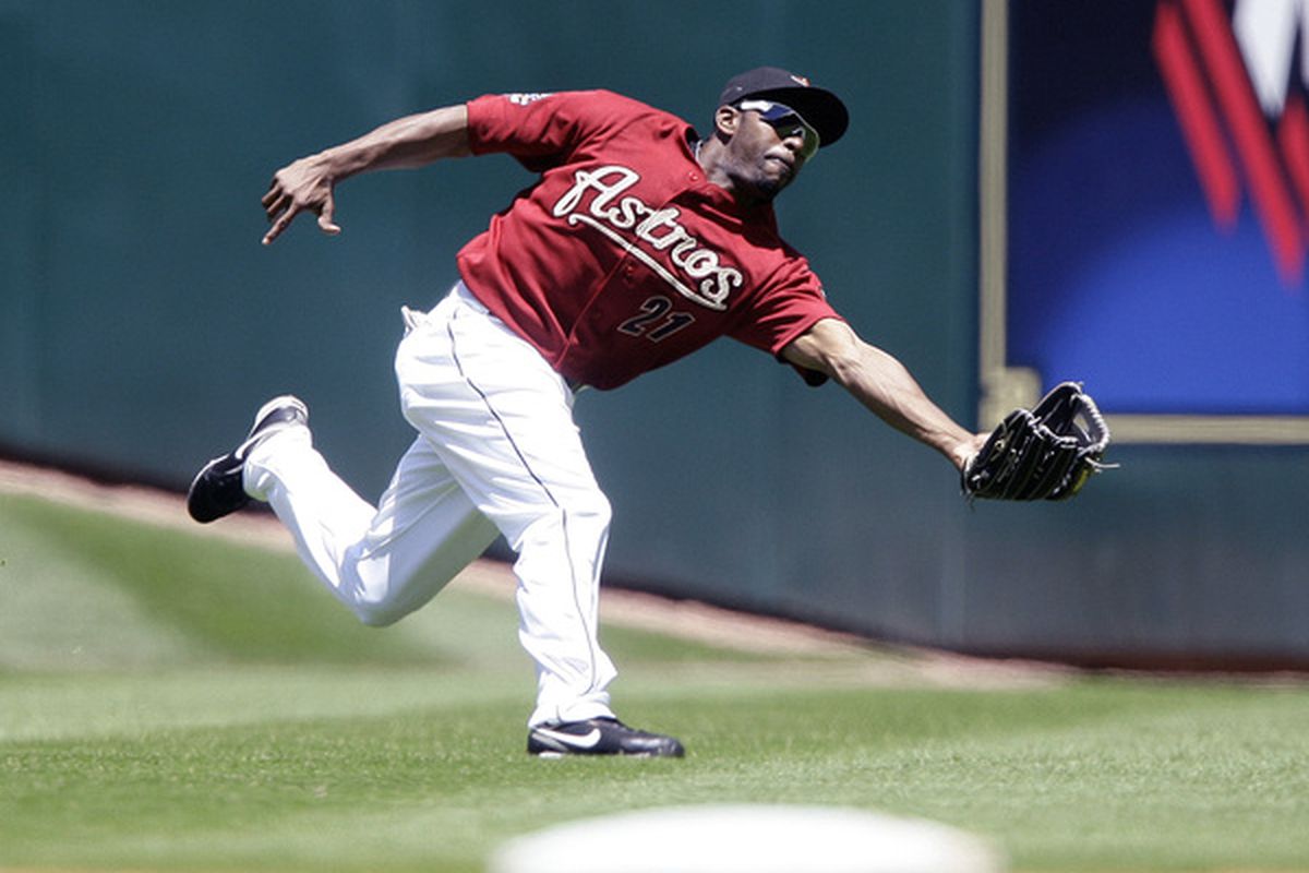 Can't get enough shots of Bourn being awesome.