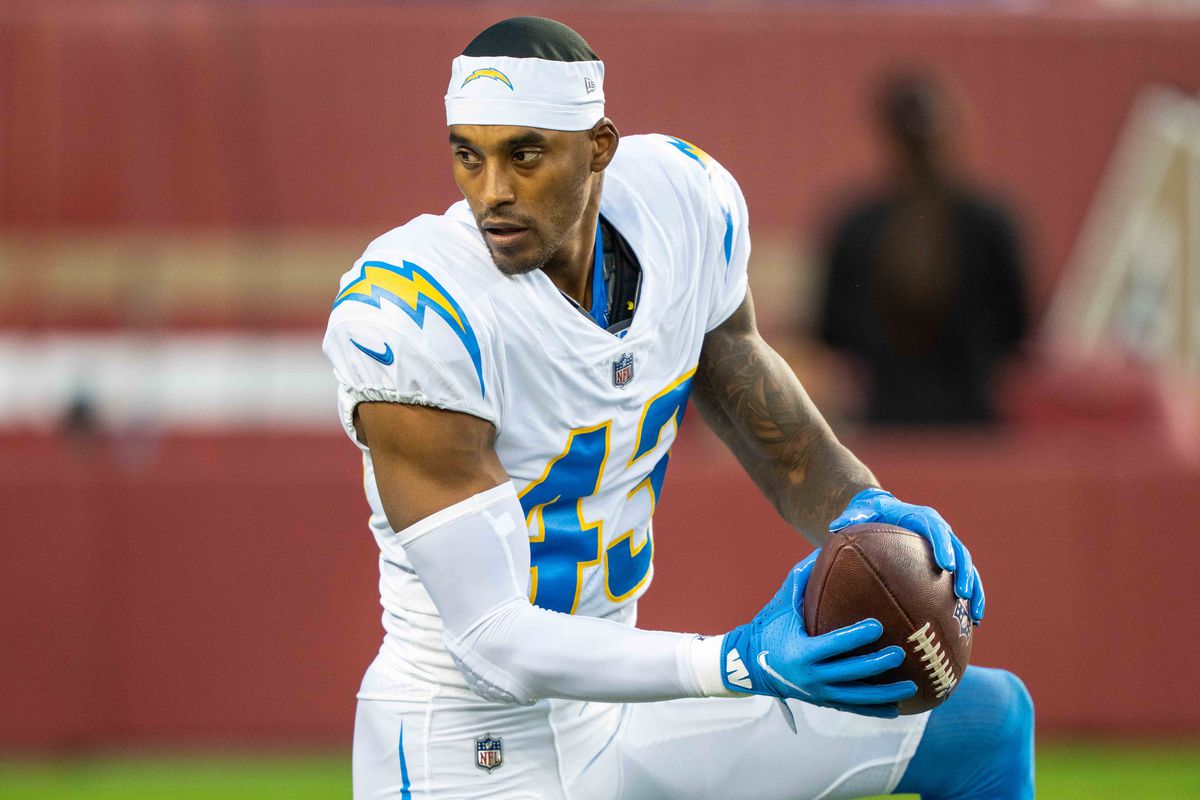 Chargers News: Fans tab CB Davis as most underrated player since bye -  Bolts From The Blue