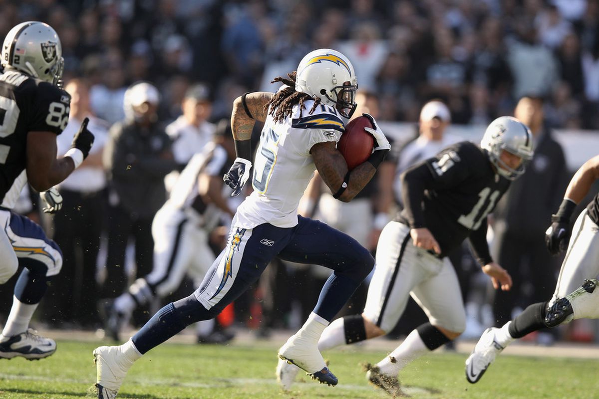OAKLAND, CA:  Richard Goodman #15 of the San Diego Chargers returns a kickoff 105 yards for a touchown against the Oakland Raiders at O.co Coliseum in Oakland, California.  (Photo by Ezra Shaw/Getty Images)