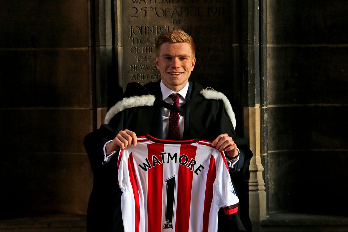 Duncan Watmore Graduates From University Of Newcastle