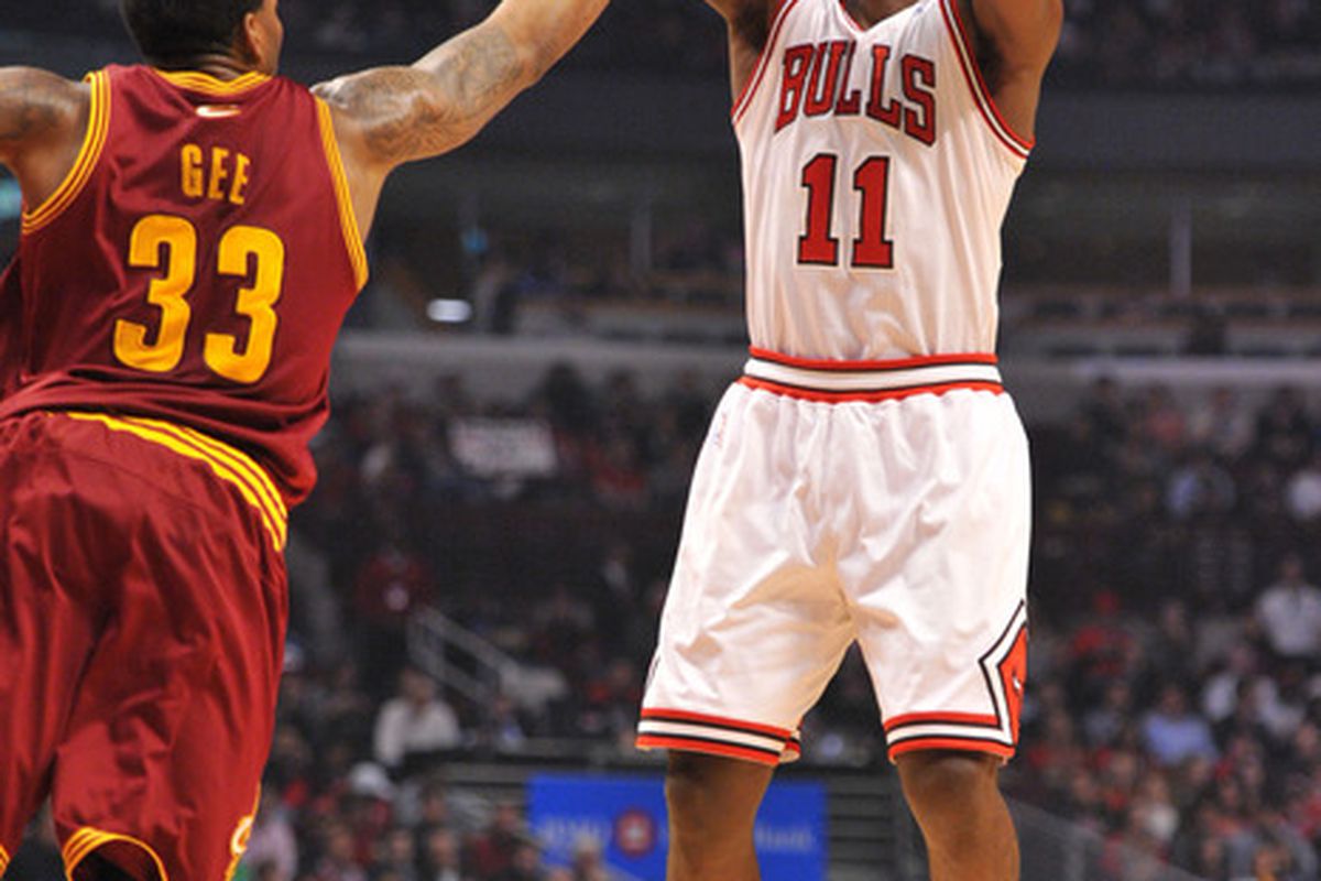 April 26, 2012; Chicago, IL, USA; Chicago Bulls shooting guard Ronnie Brewer (11) shoots the ball against the Cleveland Cavaliers during the first quarter at the United Center.  Mandatory Credit: Rob Grabowski-US PRESSWIRE