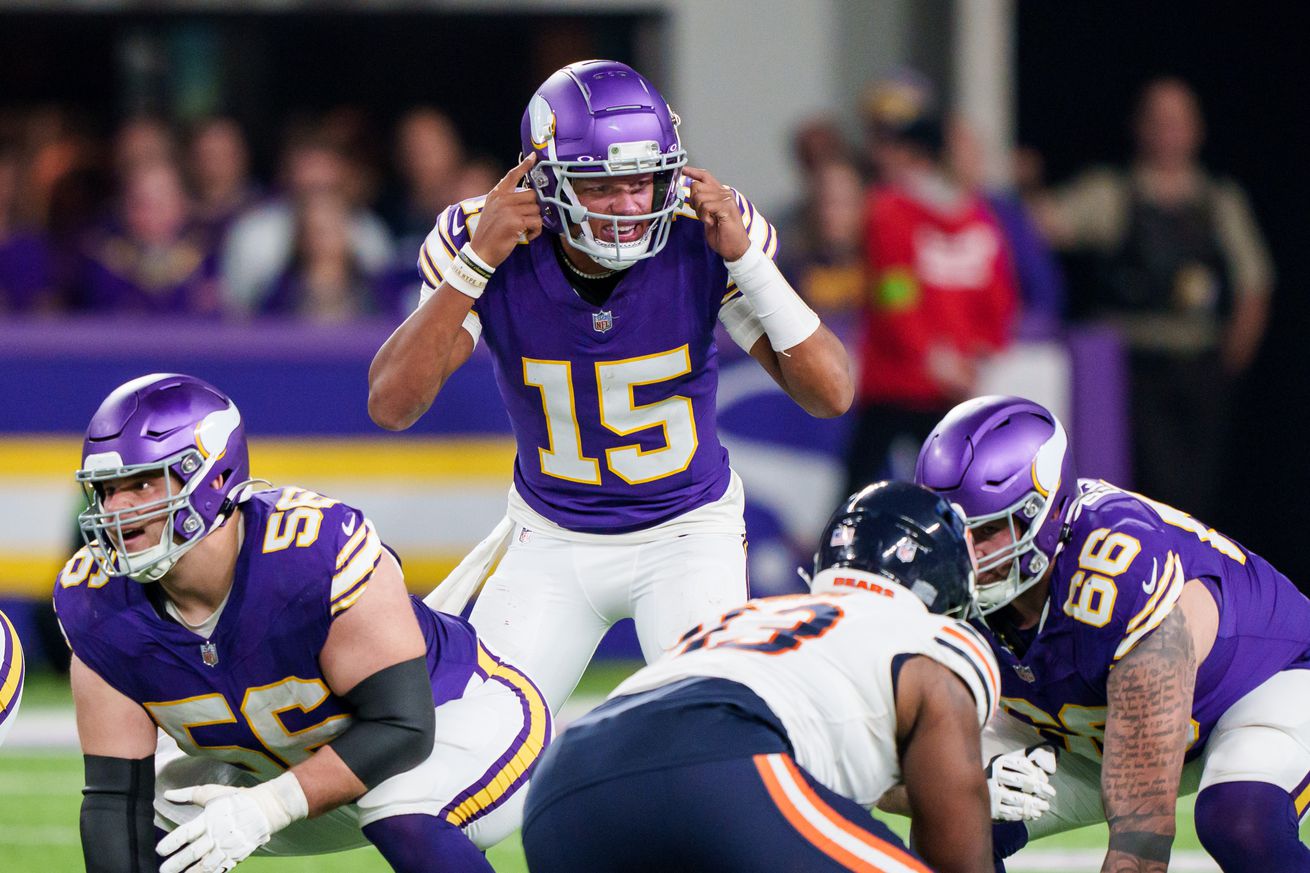 NFC Playoff Picture: Vikings keep tenuous hold on Wild Card spot