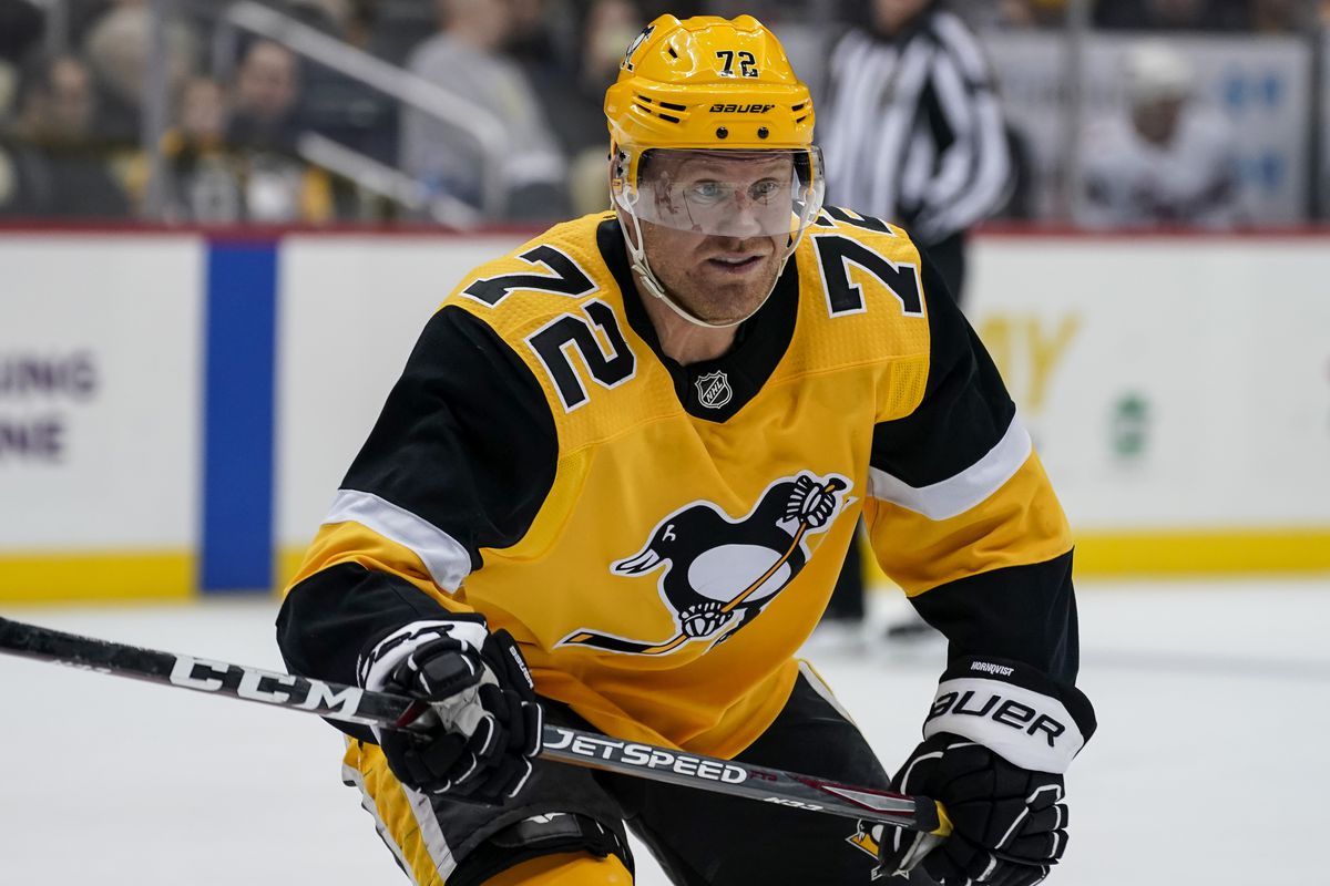 NHL: MAR 08 Hurricanes at Penguins