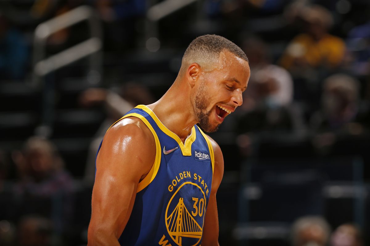 Stephen Curry #30 of the Golden State Warriors yells and celebrates against the Minnesota Timberwolves on November 10, 2021 at Chase Center in San Francisco, California.