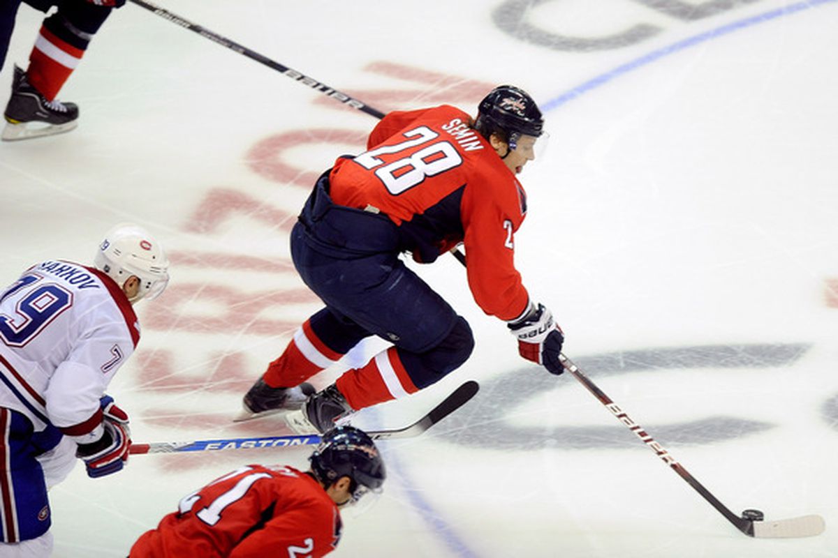 WASHINGTON - APRIL 15:  I wonder if this was shorthanded?  (Photo by Greg Fiume/Getty Images)