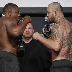 Walt Harris and Mark Godbeer square off at UFC 217 weigh-ins.