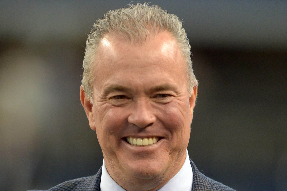 Cowboys VP Stephen Jones was a fount of information at the Combine.