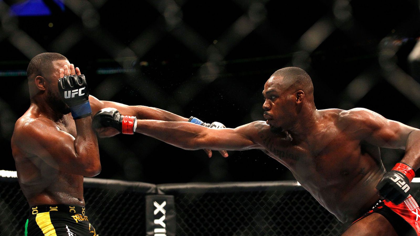 ESPN's Sports Science examines Jon Jones' reach advantage - MMA Fighting
