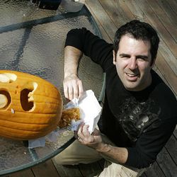 "Extreme" pumpkin carver Tom Nardone of Birmingham, Mich.