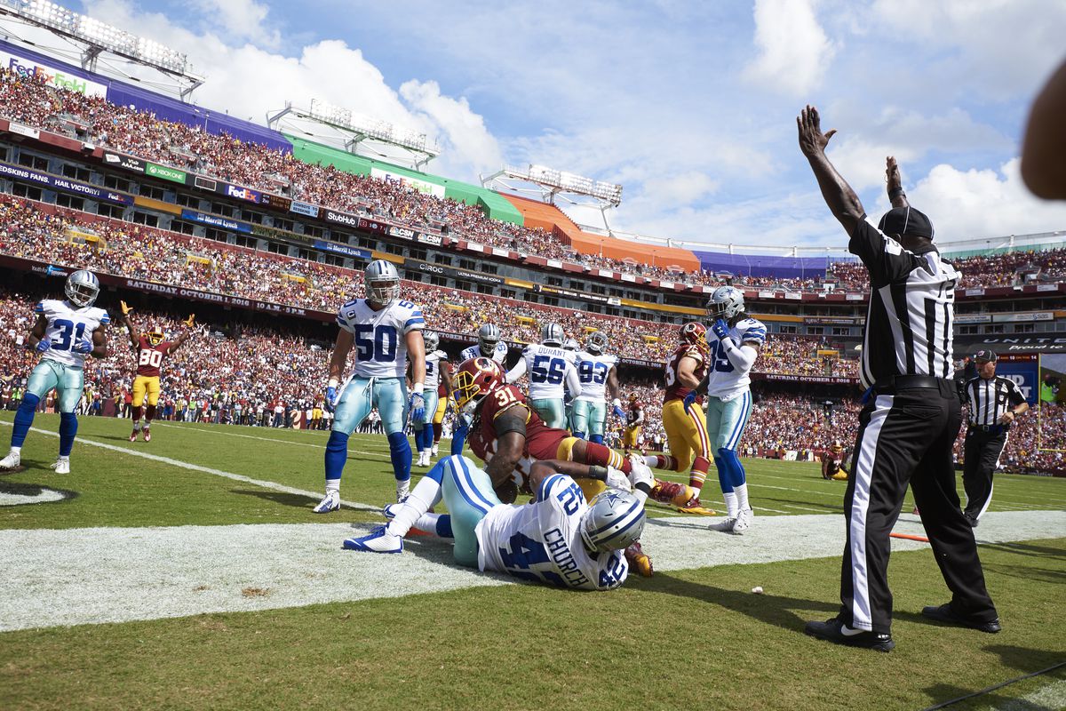Washington Redskins Matt Jones (31) in action, scoring touchdown vs Dallas Cowboys at FedEx Field.