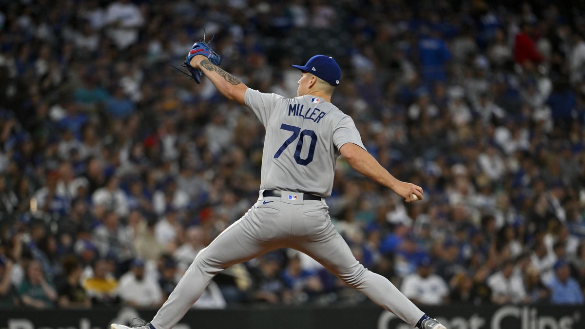 Los Angeles Dodgers v Seattle Mariners