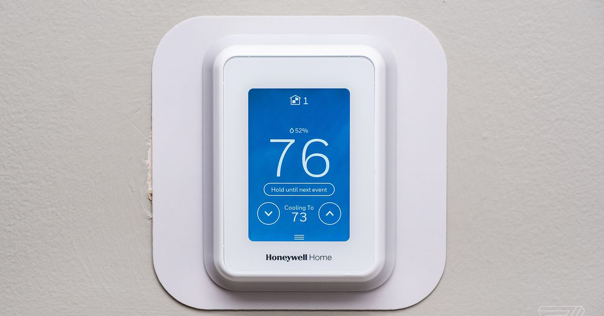 The Honeywell Home T9 smart thermostat now works with Apple HomeKit