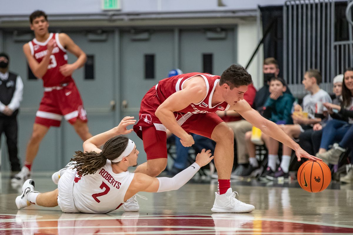 PULLMAN, WA - JANUARY 13: Washington State Men’s Basketball versus the Stanford Cardinal at Beasley Coliseum - Tyrell Roberts (2)