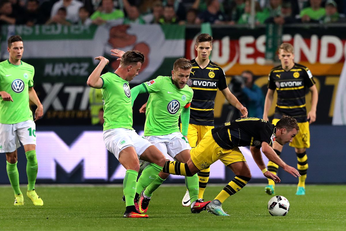 VfL Wolfsburg v Borussia Dortmund - Bundesliga